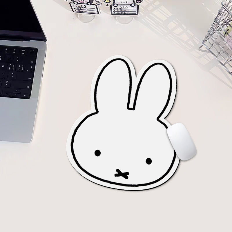 Miffy Mouse Pad Kawaii Karikat - Kawaii Tech Accessories incelemesi ve fiyatı